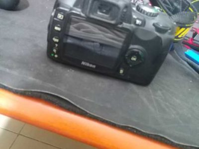 nikon d40 camera with charger