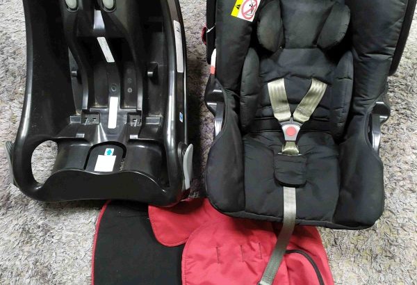 Graco Baby Car Seat + Base