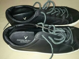 original American Eagle shoe