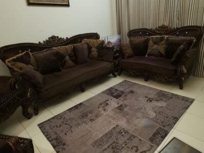 Classic sofa set