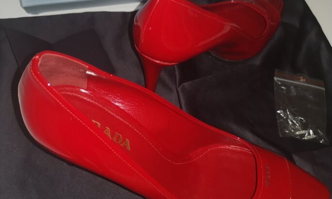 Prada hight heels size 40