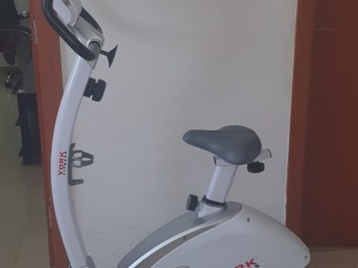 Upright bike cycling indoor
